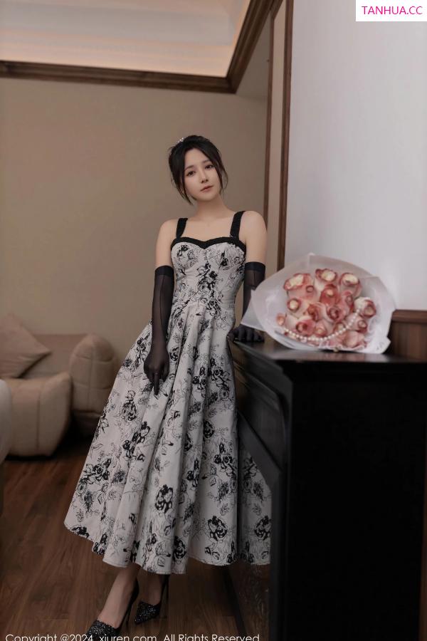 鱼子酱fish  [XiuRen]高清写真图 2024.02.19 No.8109 鱼子酱Fish 生日主题第12张图片